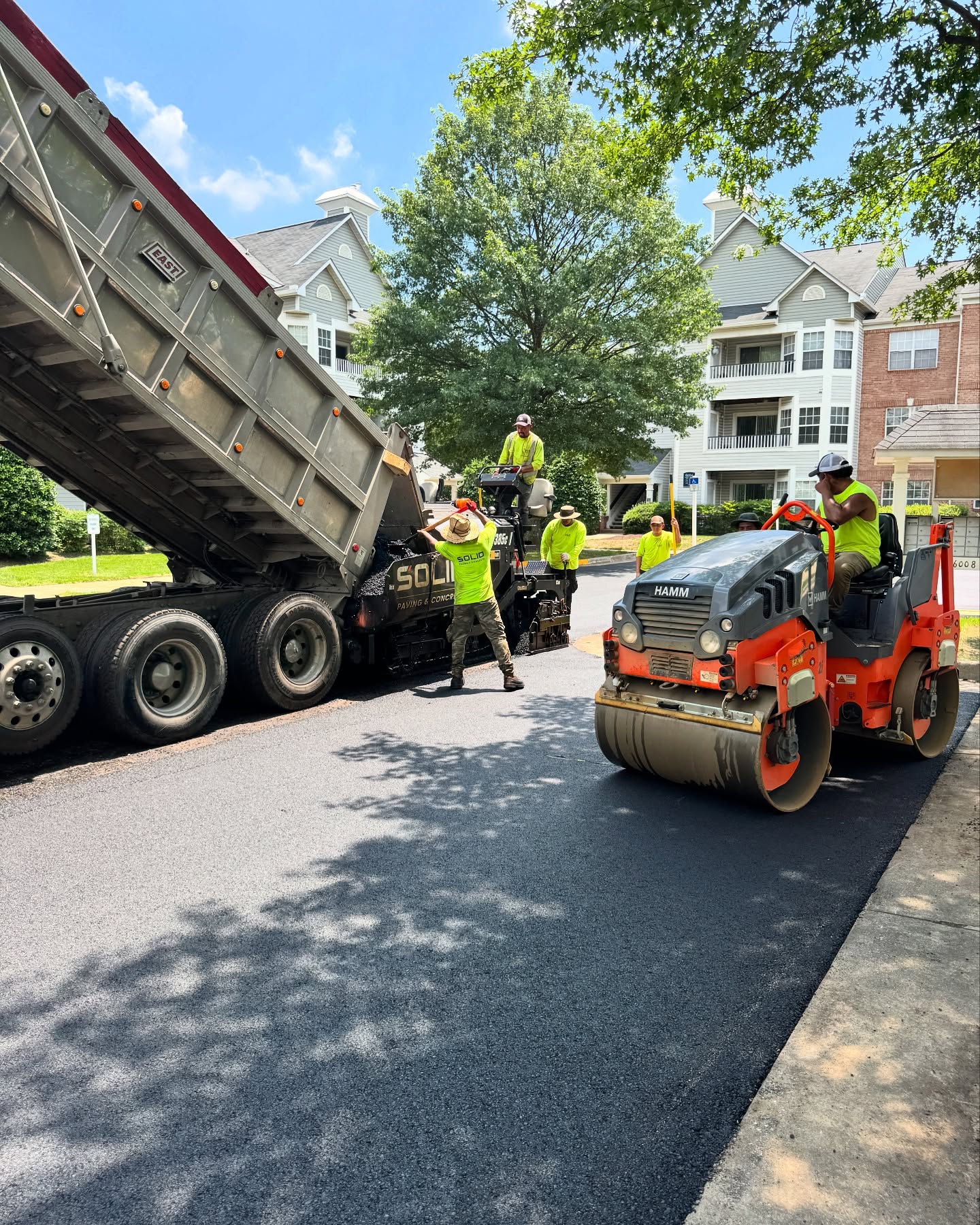 Asphalt Trail Paving in Fairfax, VA: A Guide for Communities, HOAs & Commercial Properties